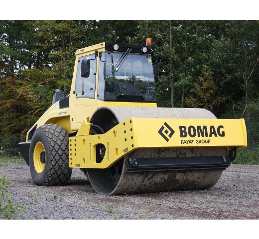 MÁY LU RUNG BOMAG 
